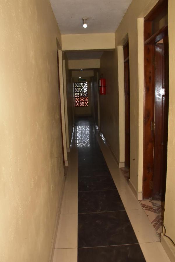 Hotel Viriko Boarding House Mombasa Exterior foto